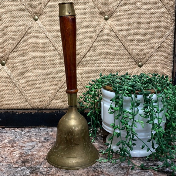 Vintage bell - Picture 1 of 8